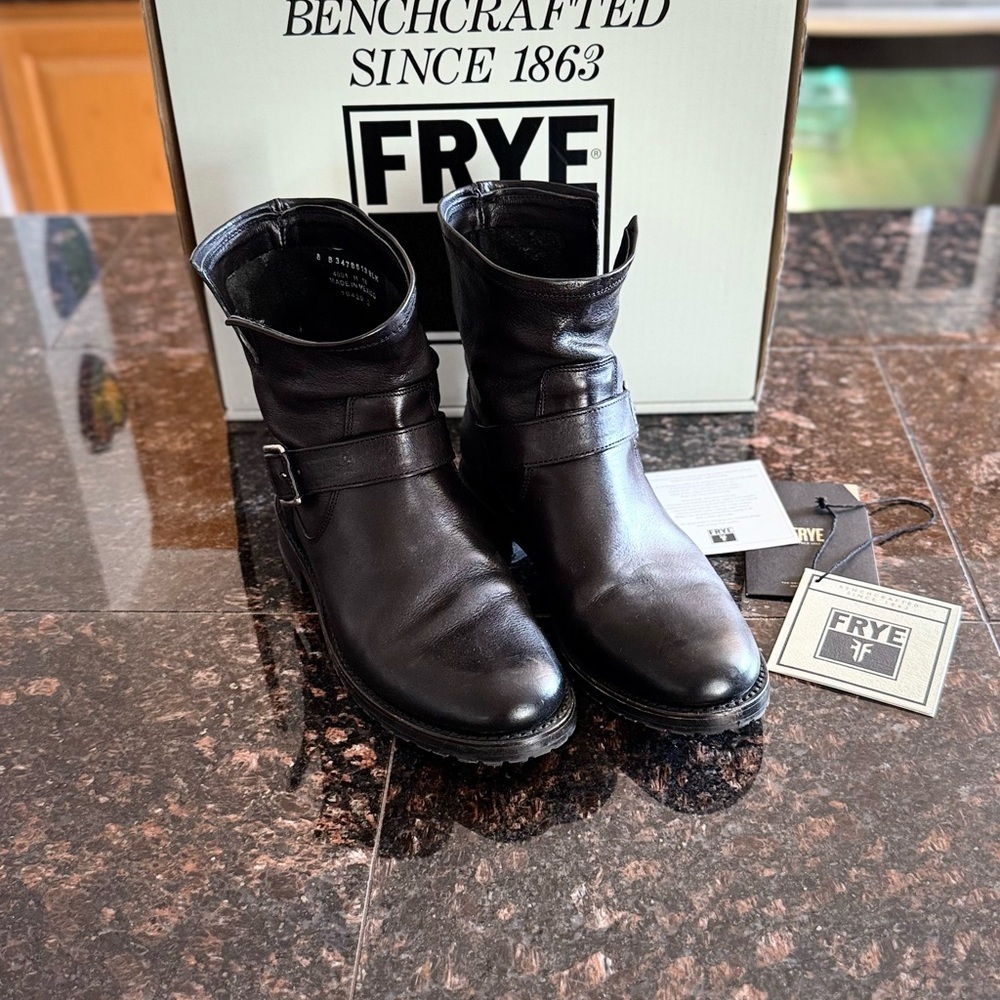 Frye Natalie Short Engineer Boot - Picture 3 of 12